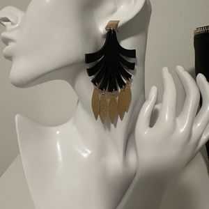 Acrylic fashion earrings
